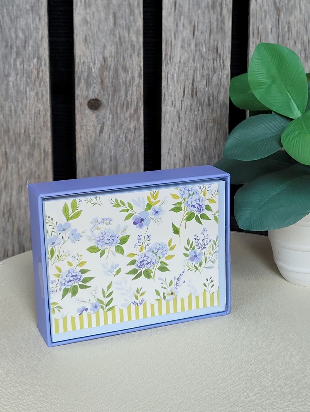 Sheffield Home Blue Floral & Scalloped Stripes Card Set